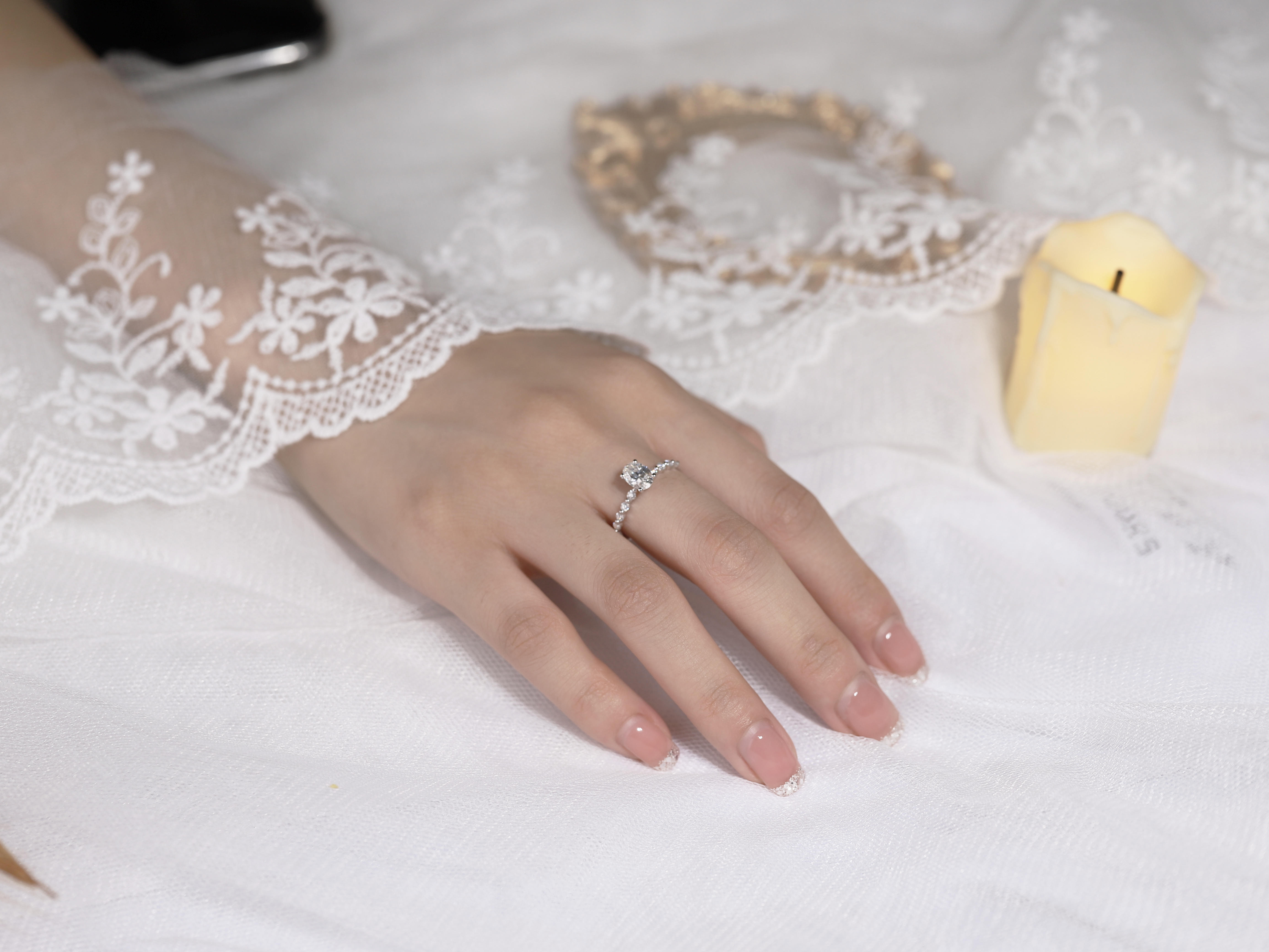 钻享一生|轻奢设计款「黛安娜」定制结婚钻石戒指