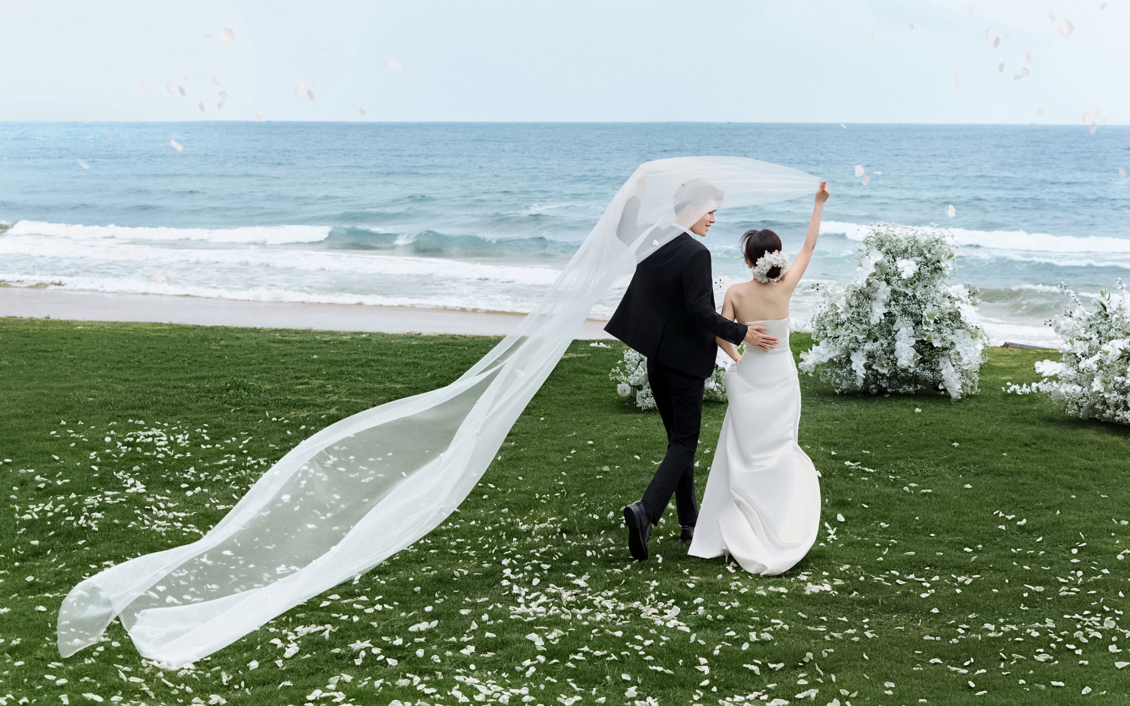三亚草坪婚纱照，仪式感拉满浪漫值爆表💒