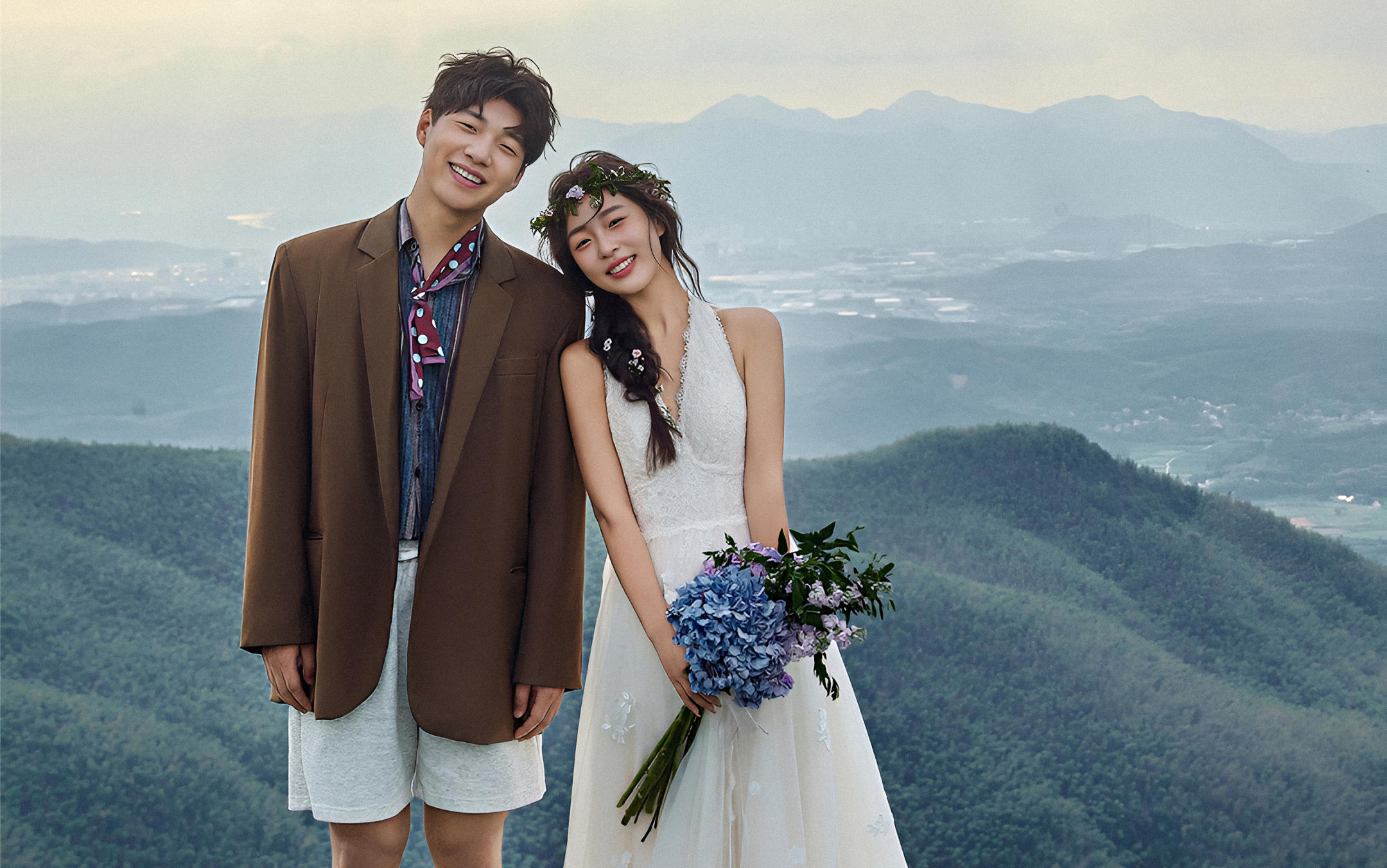 美到窒息的山顶草坪婚纱照！宜春婚纱照