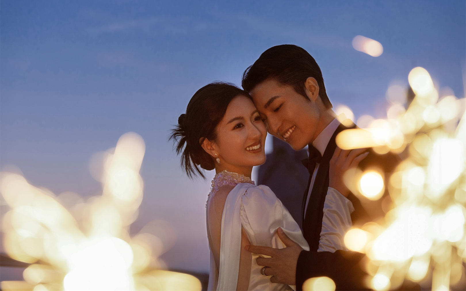 花瓣攝影?夜景煙花婚紗照