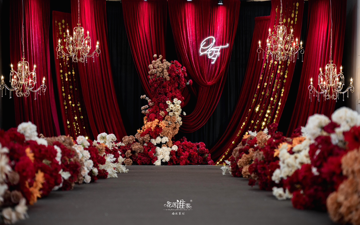 复古红，是永不褪色的浪漫❤️