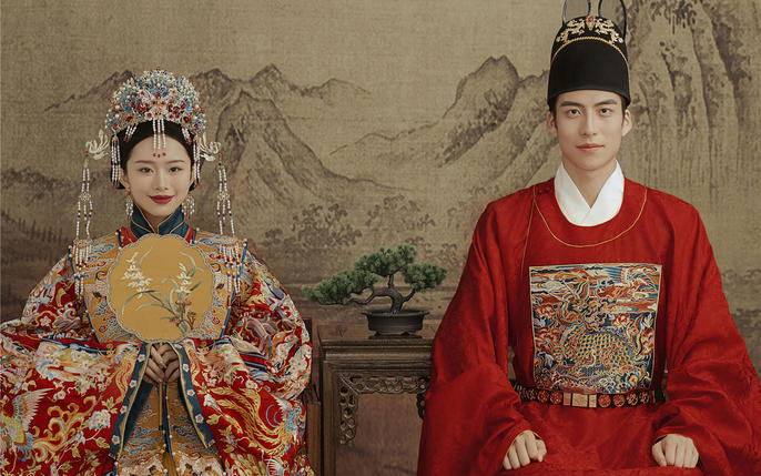 属于中国女孩的汉服婚纱照♥️工笔画演绎经典