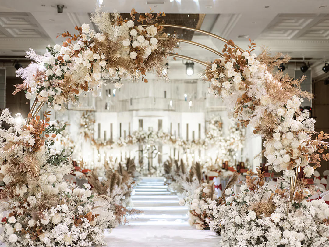 人气白色泰式婚礼+金牌主持+全天摄影