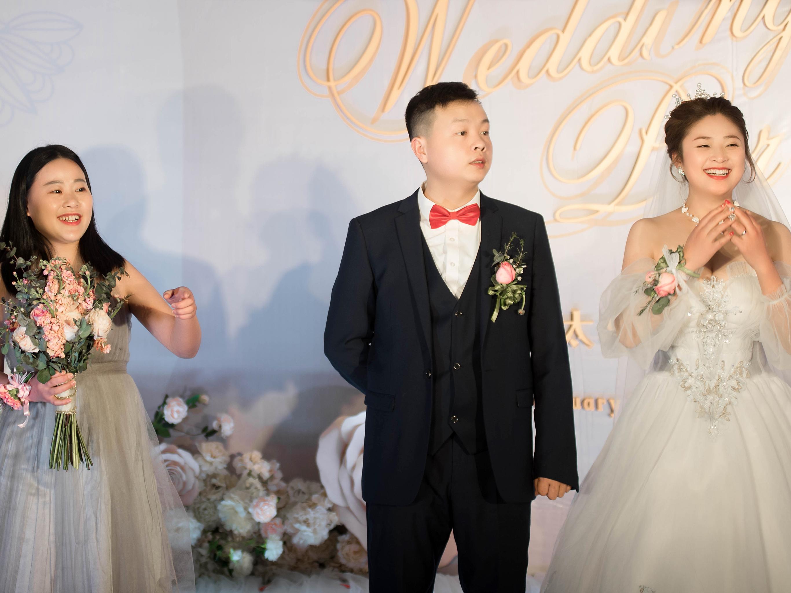 #底层高#鑫港湾香槟色浪漫婚礼