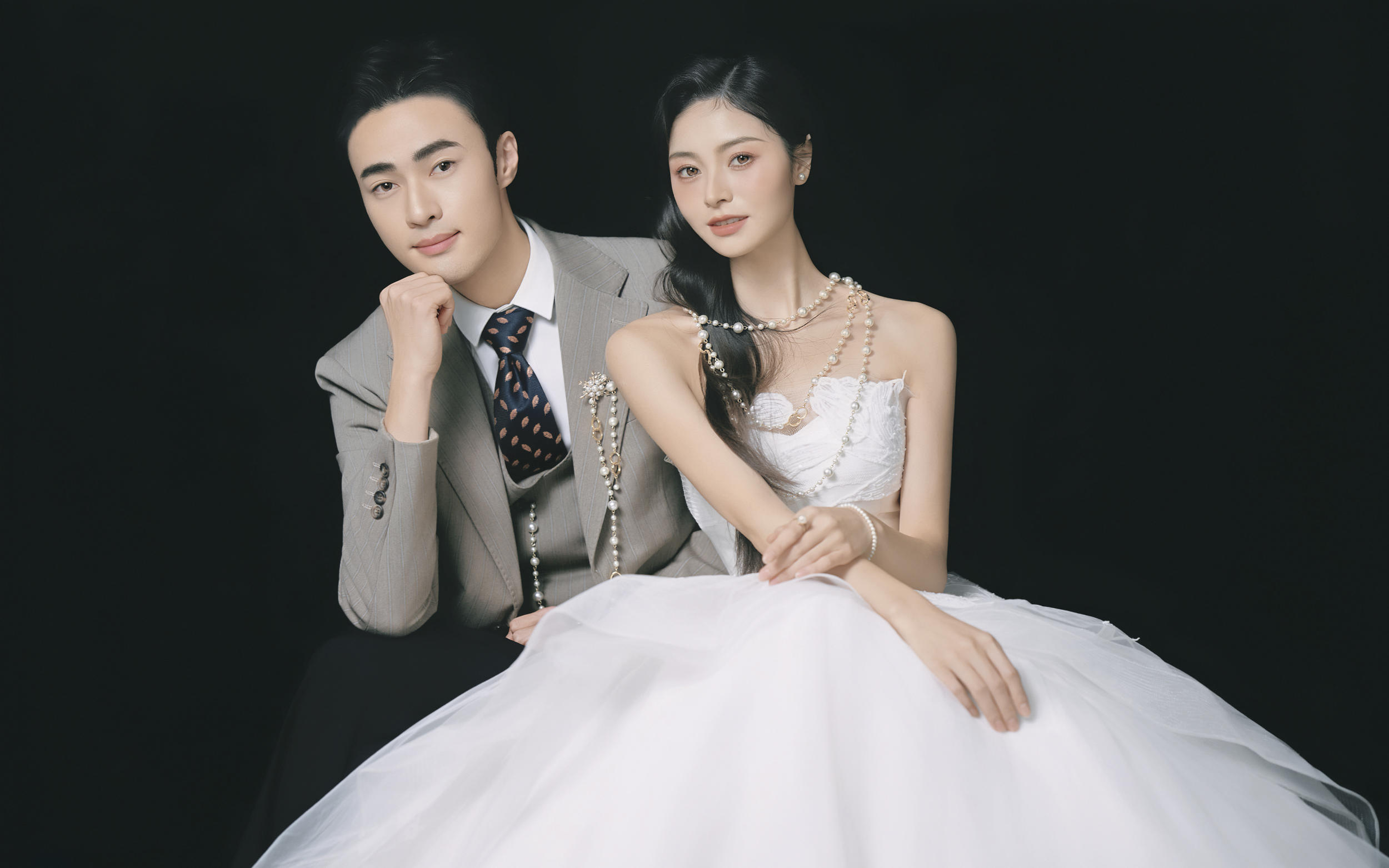 黑底主纱婚纱照谁拍谁好看！！