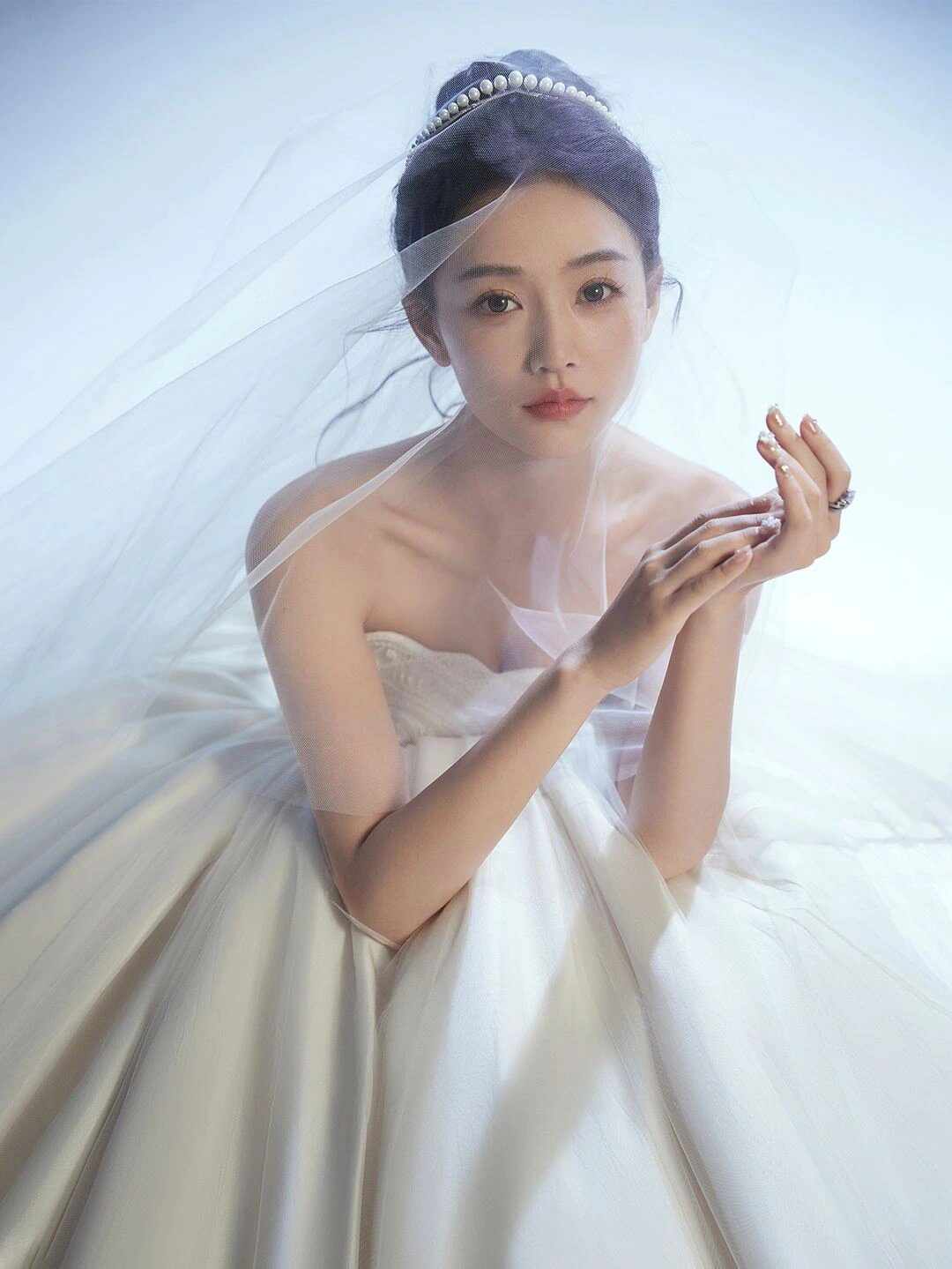 婚纱照特价 | 1999 | 6套服装