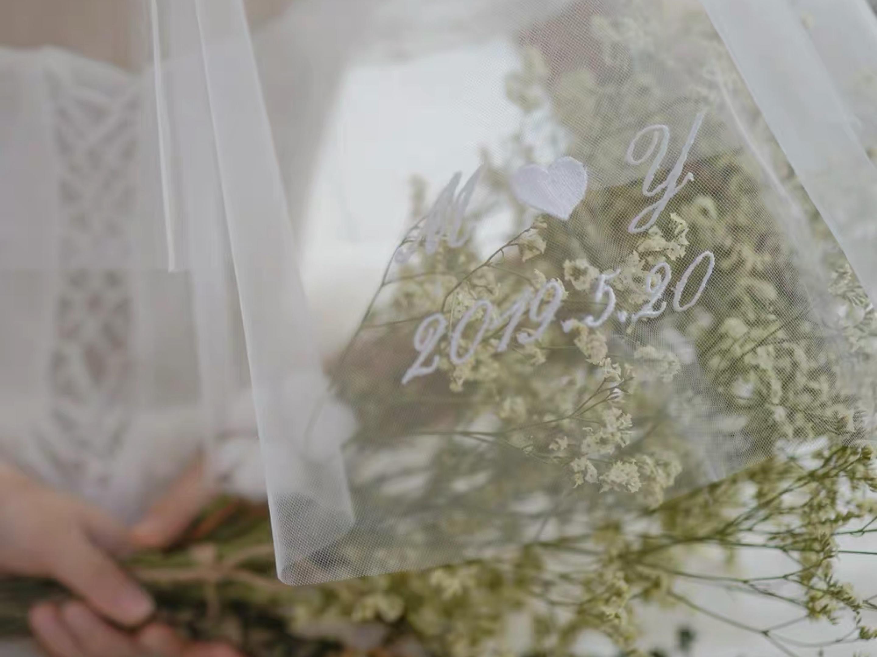 【定制】进口高定头纱+全手工刺绣婚礼晨袍