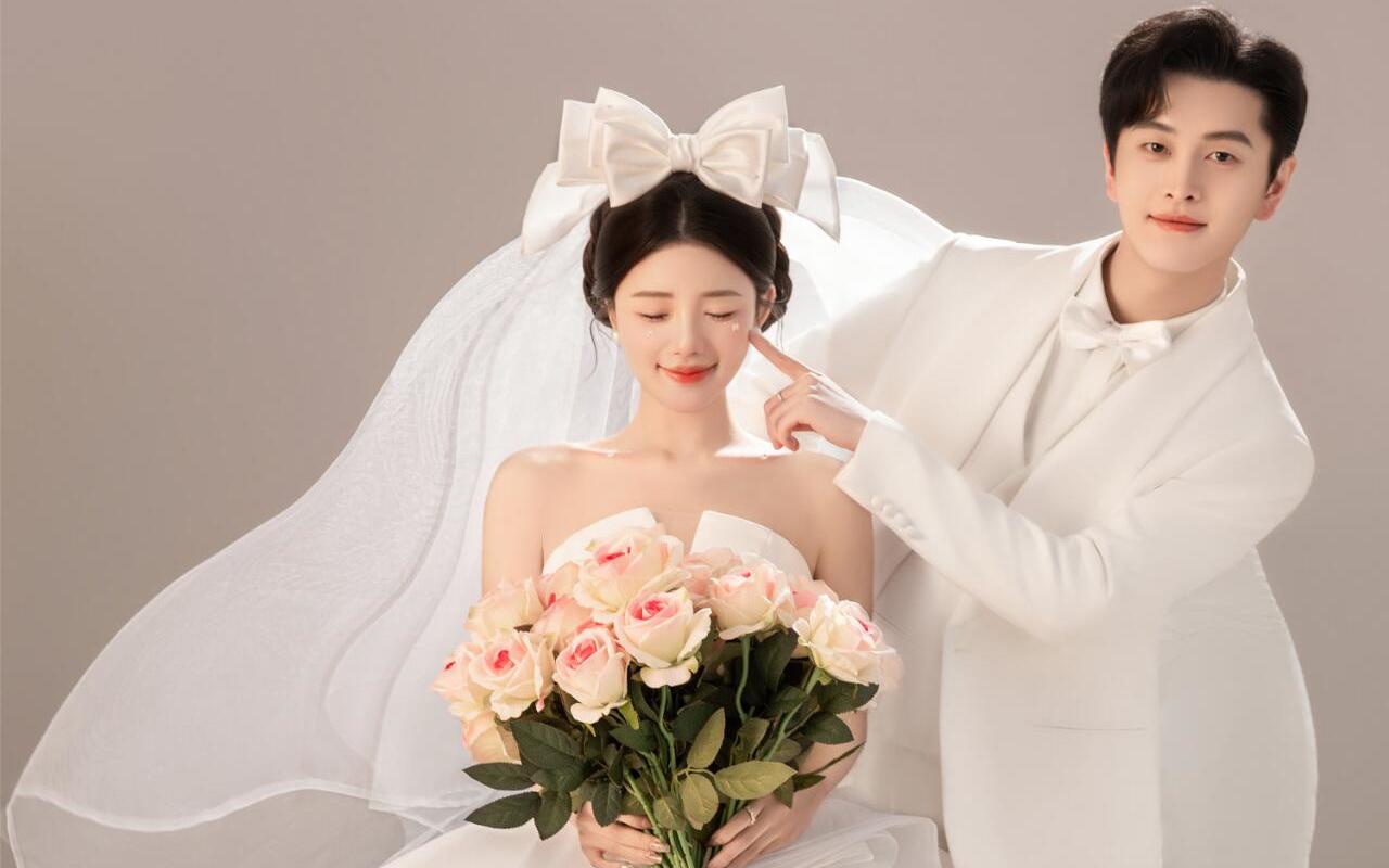 把情绪藏进光里✨室内光影婚纱照太绝了 长沙婚纱照