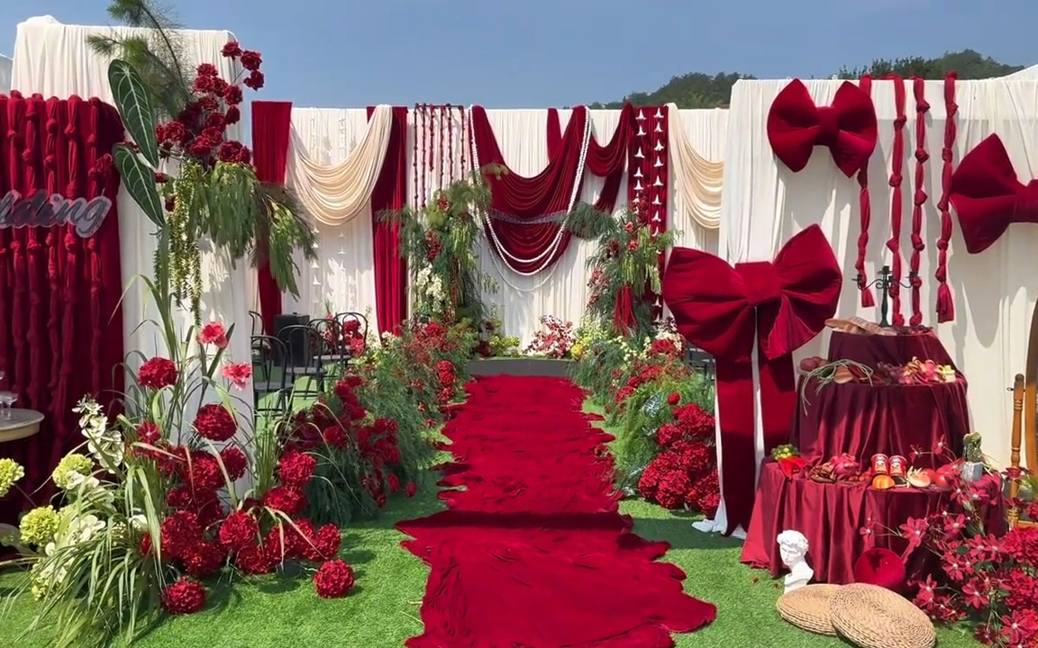 千禧婚禮-紅白撞色布?；槎Y