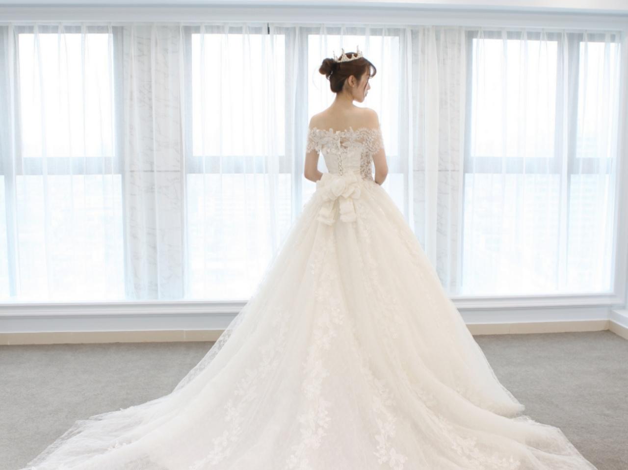 大拖尾仪式纱+中式秀禾+敬酒服7件套婚纱租赁