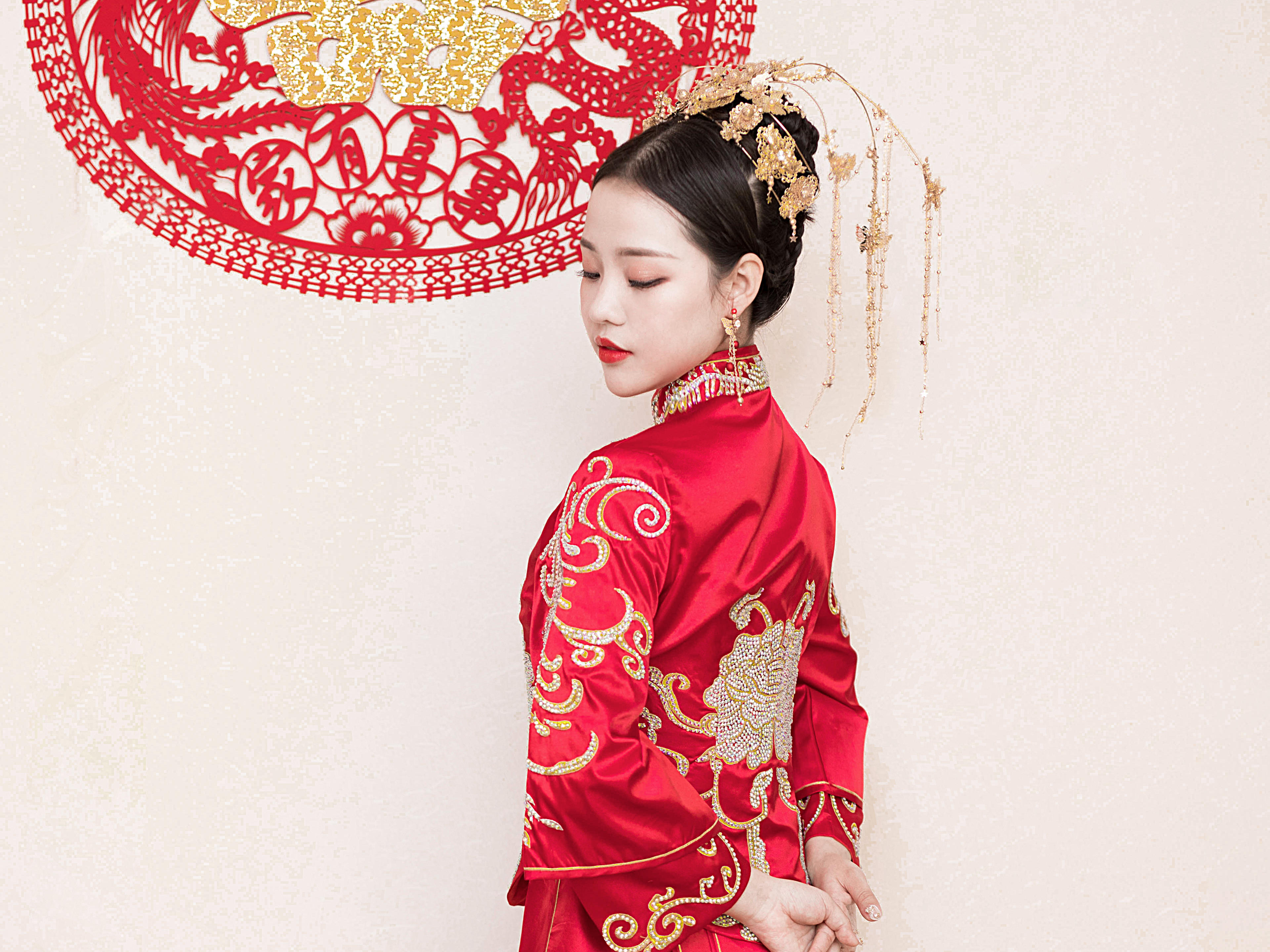 CoCo美妆 首席化妆师档  三服+三造型