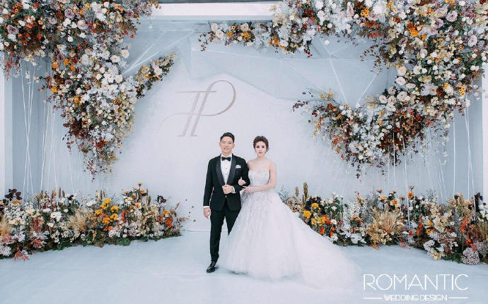 Romantic【简约白色】罗曼蒂克婚礼