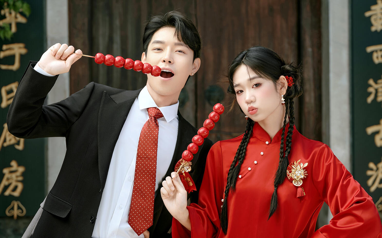 甜度满分的喜嫁婚纱照 老街街头喜嫁婚纱照