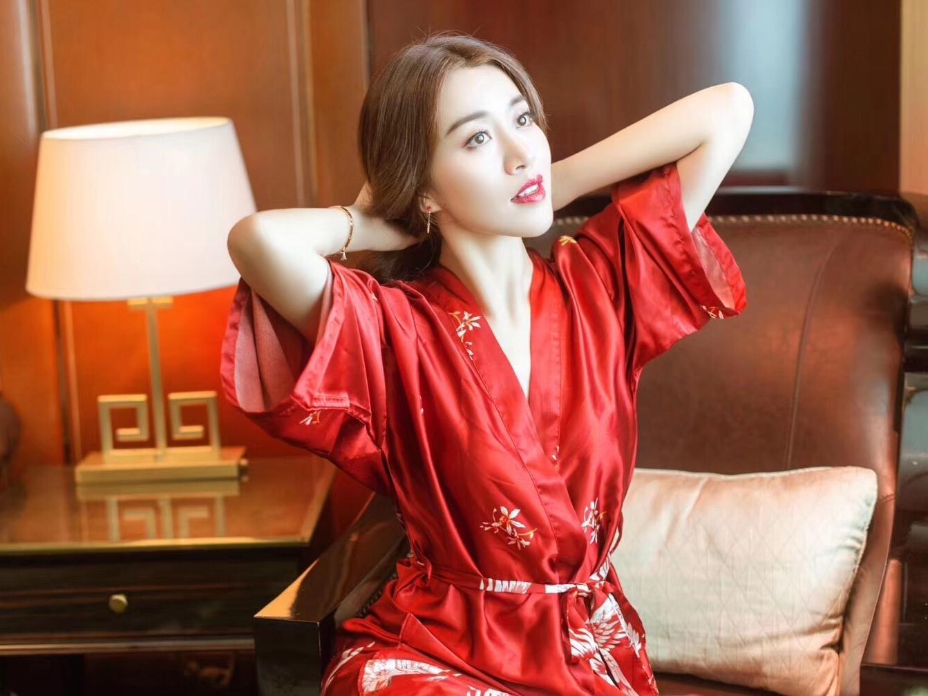 VEDO唯度新娘伴娘晨袍