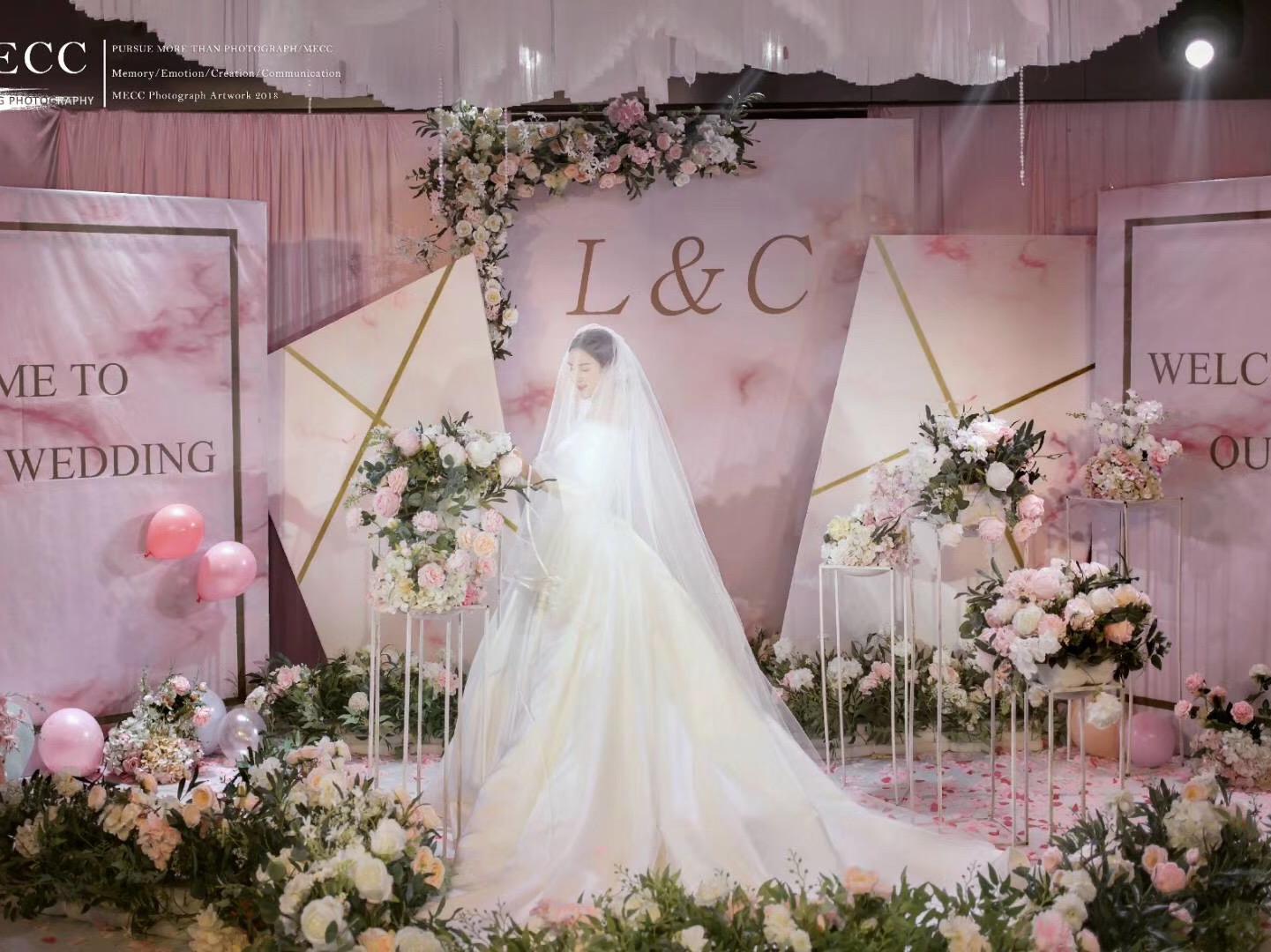 婚礼单日【资深跟妆+全场任选三件套】