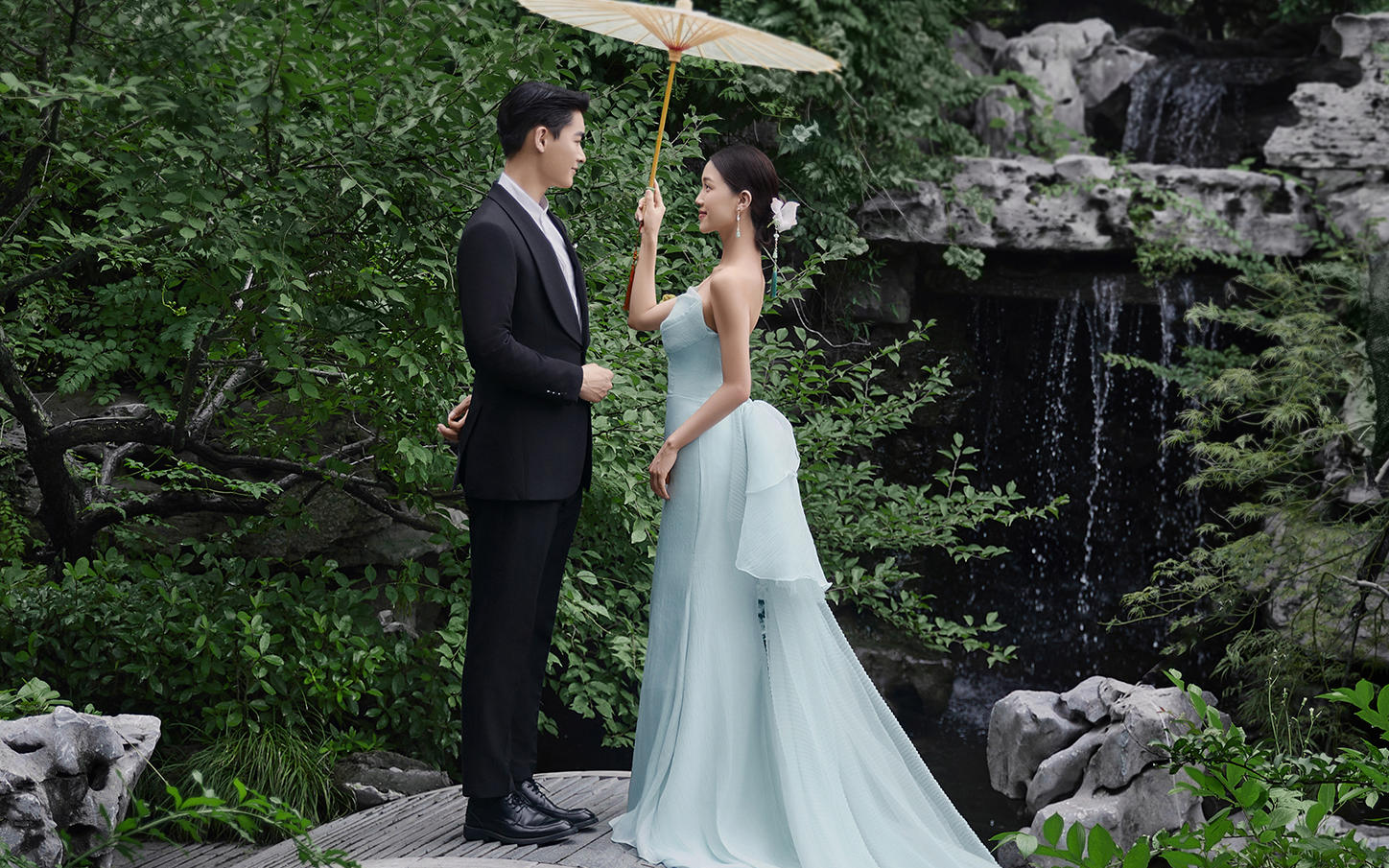 民國風(fēng)復(fù)古婚紗照 | 恰似你的人間四月