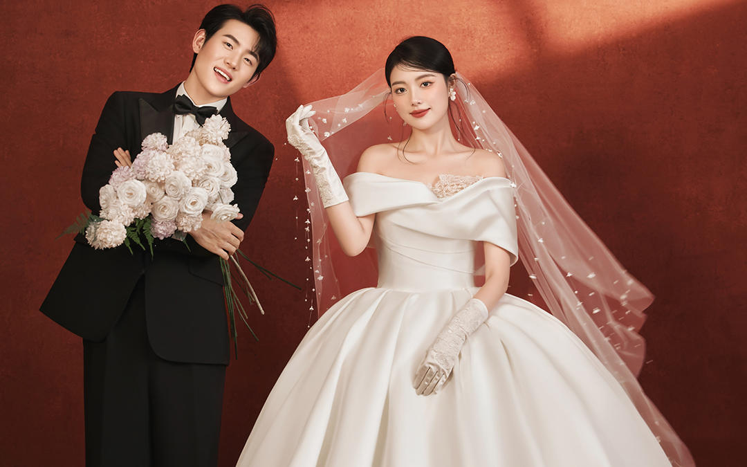 室內(nèi)主紗喜嫁風(fēng)婚紗照
