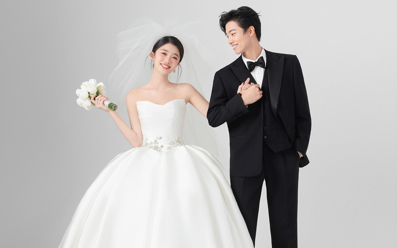 DUGE NEW許我耀眼