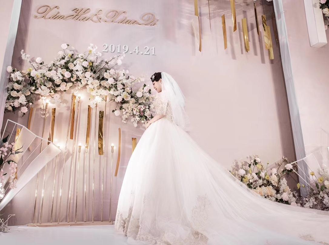 【爱都婚礼定制】流苏花海 香槟白西式大气婚礼