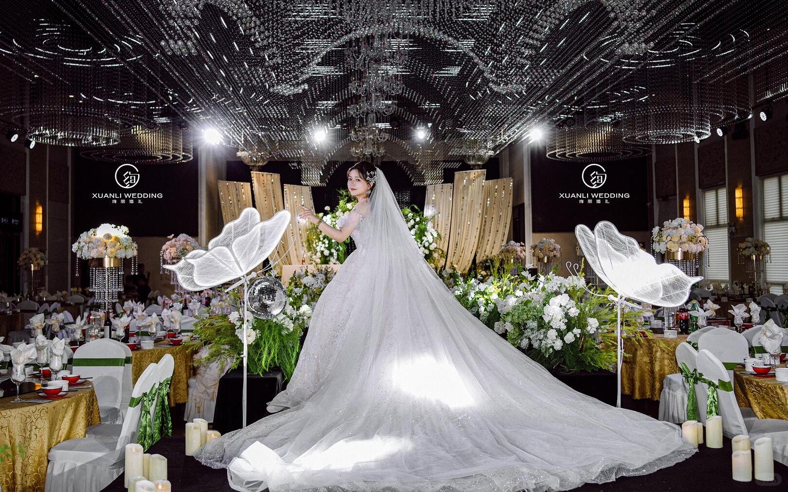 上?；槎Y丨白綠韓式水晶婚禮