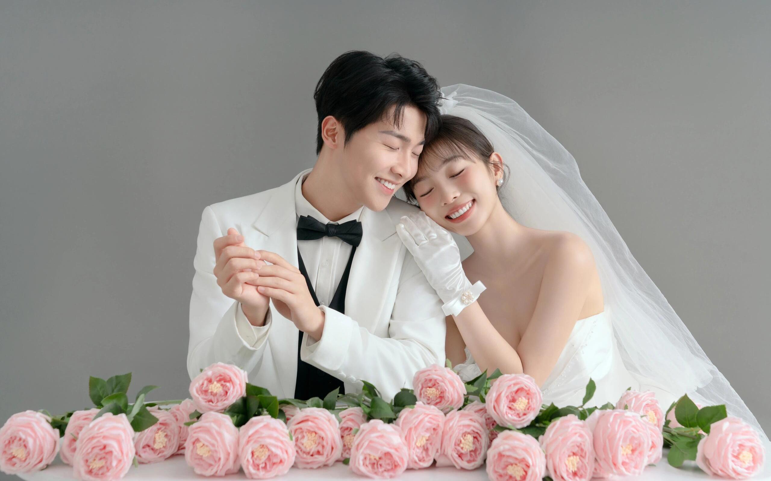 還在糾結(jié)婚紗照該選什么風格的，這么拍就對了！