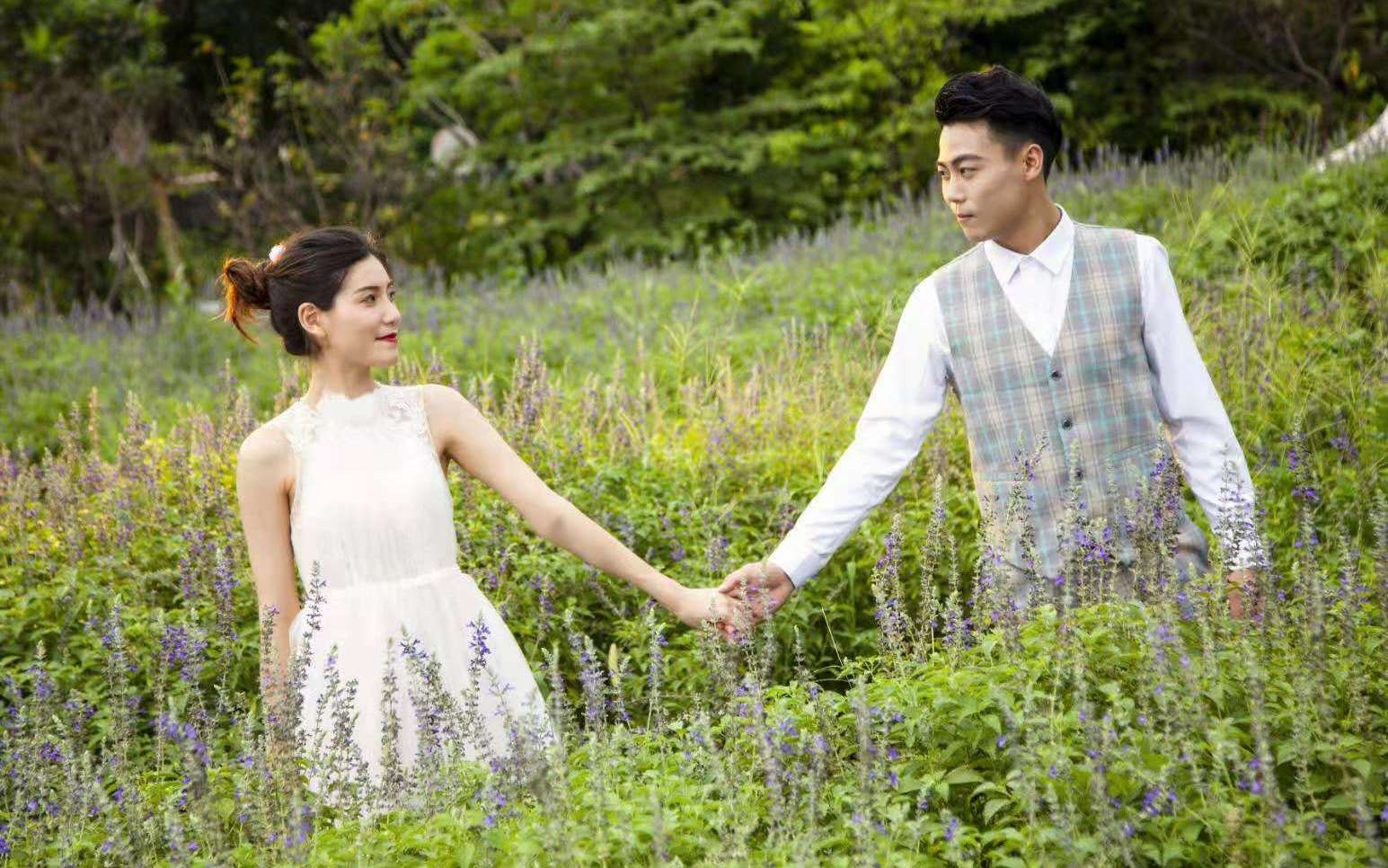 佛山顺德爱惟雅婚纱摄影基地
