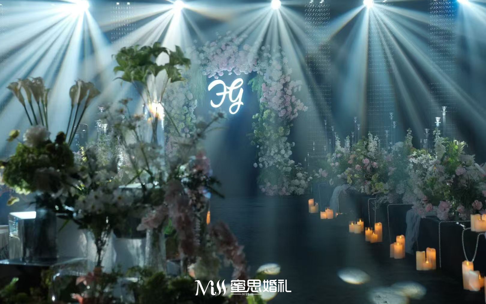 韩系光屿-极简韩式水晶婚礼