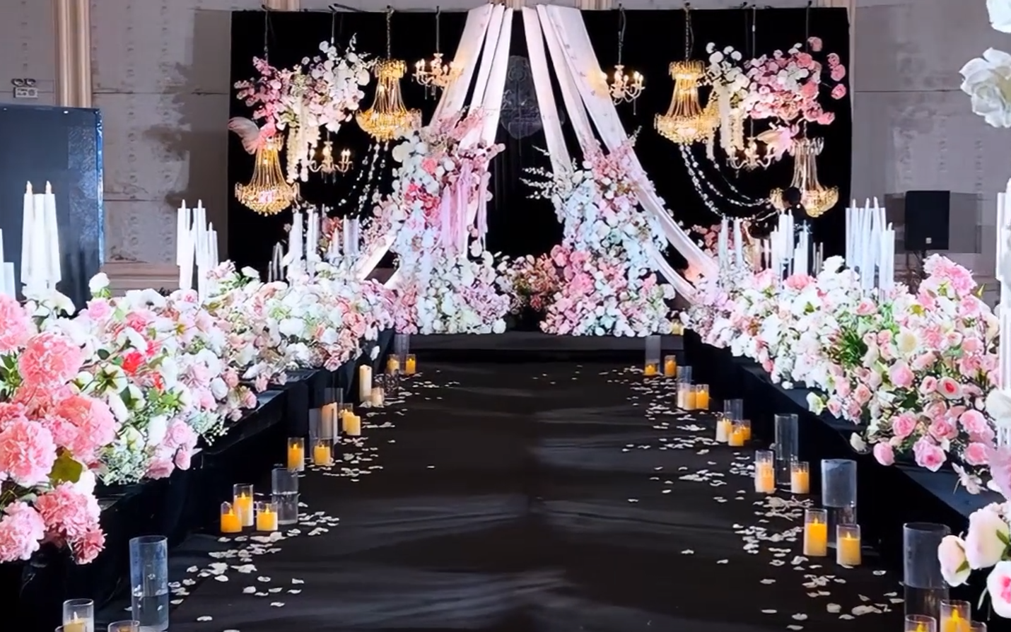 粉白格调，温馨简约小预算婚礼