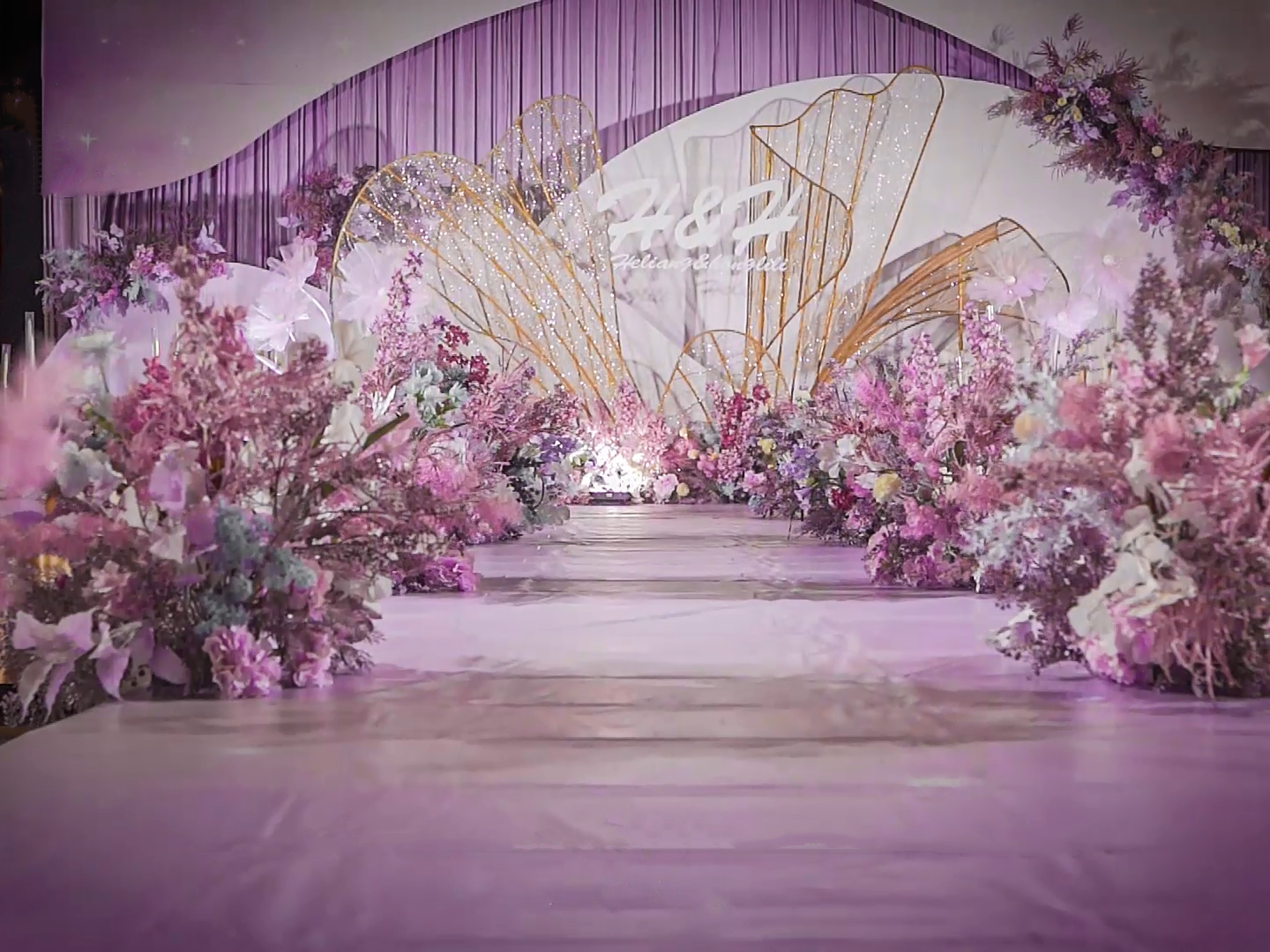 神秘又浪漫的紫色婚礼《岁月》