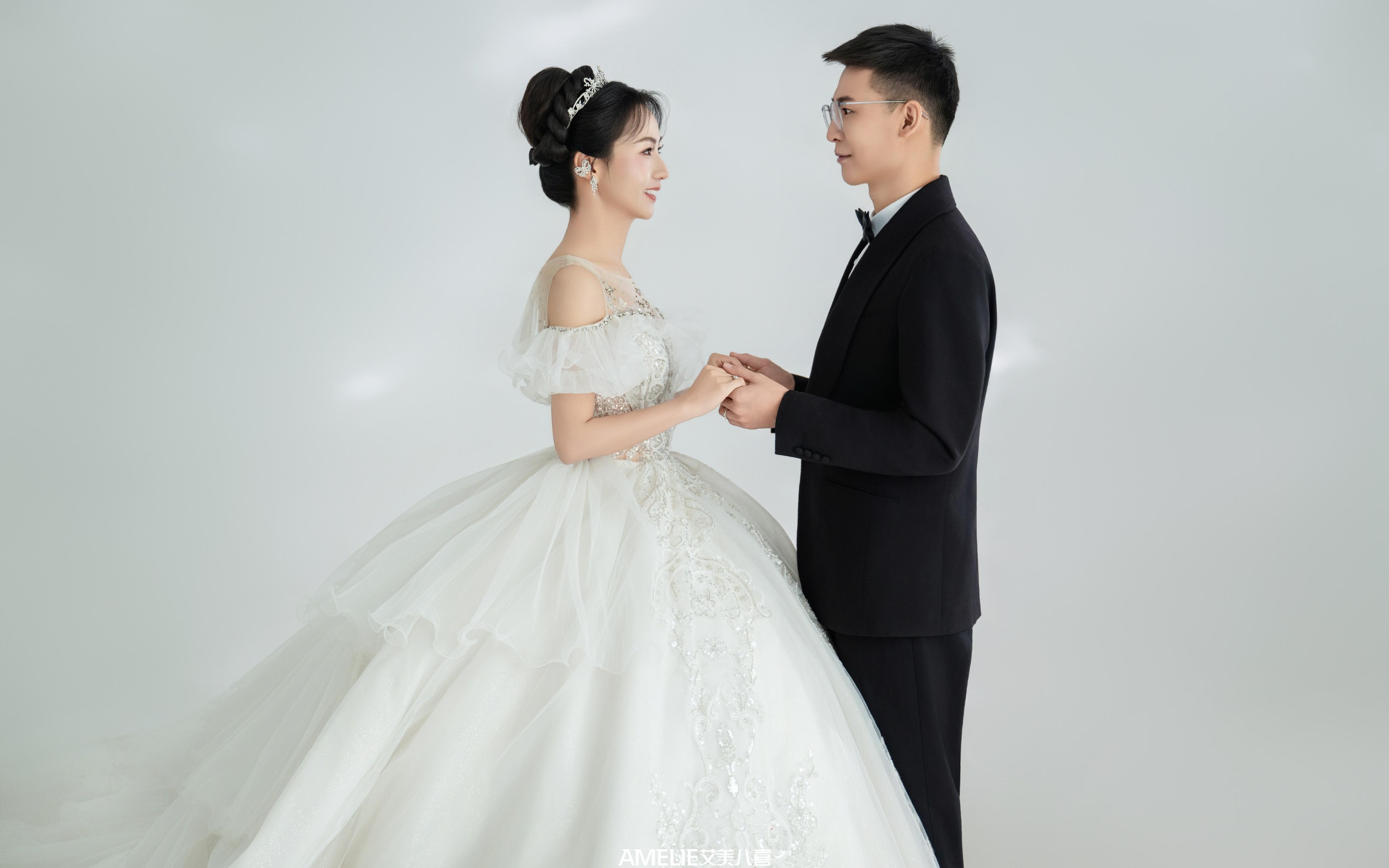 白纱互动照！灵动感超吸睛✨