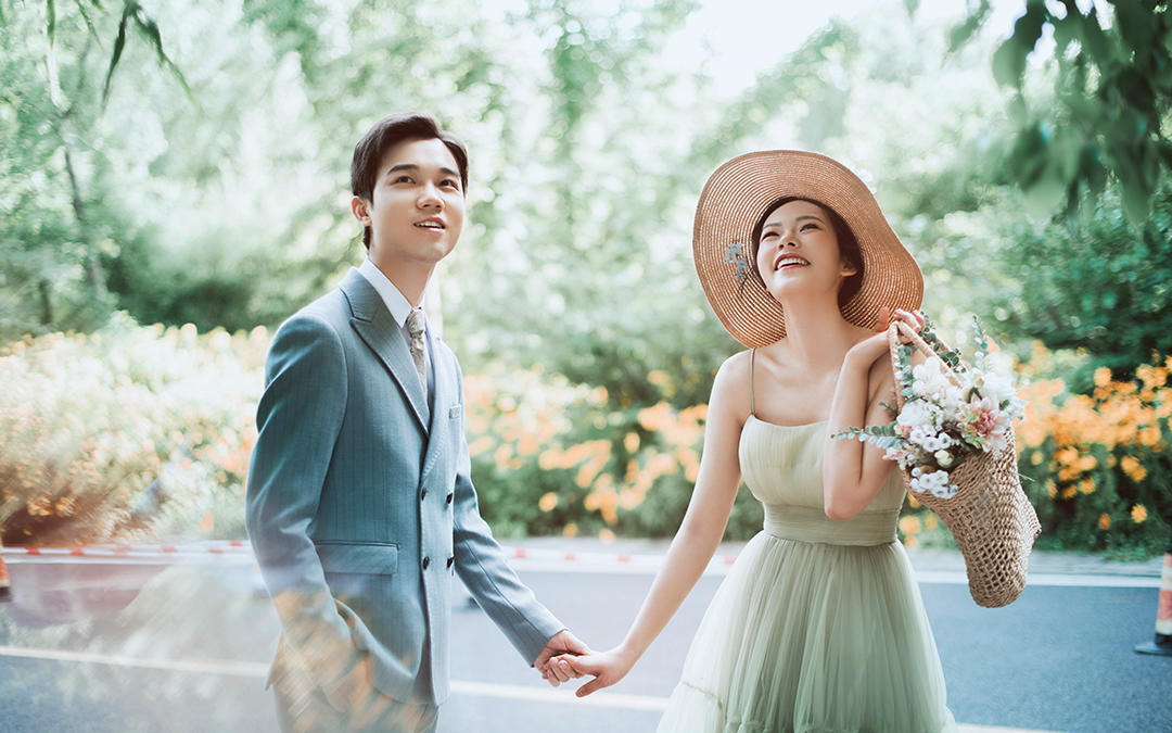 【悦】婚纱照限时特惠团购套餐