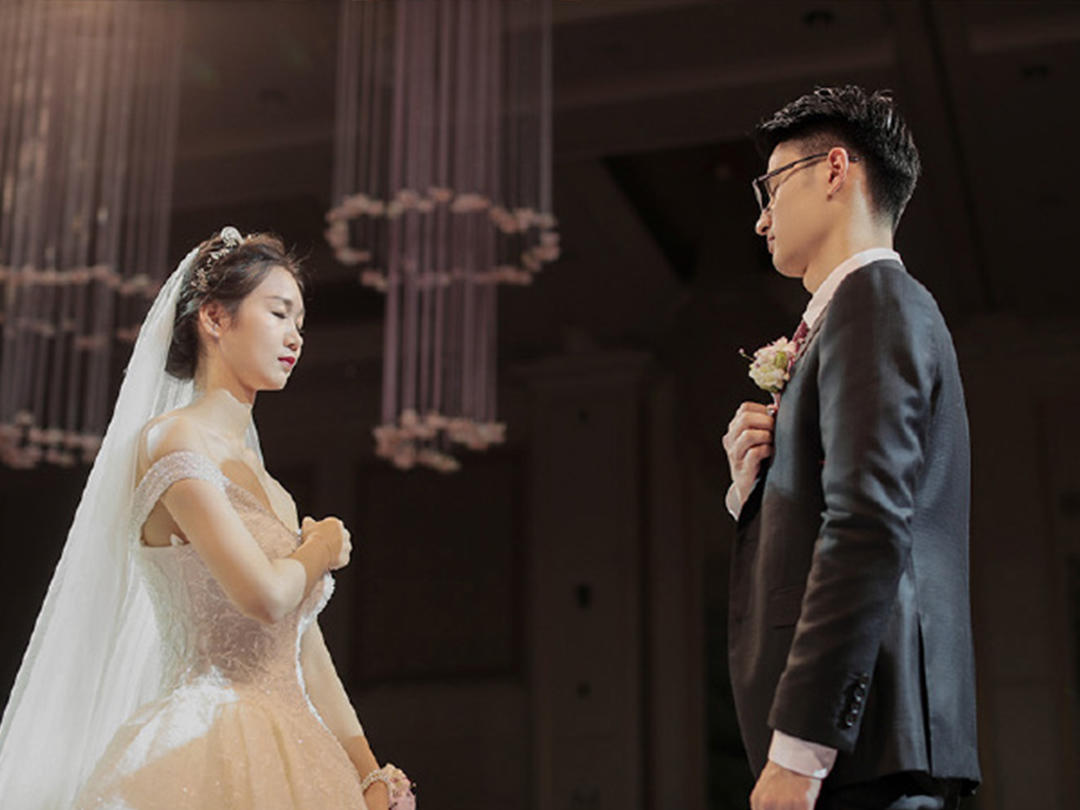 【爆款单品】4大人员+全程跟踪服务+婚礼定制向