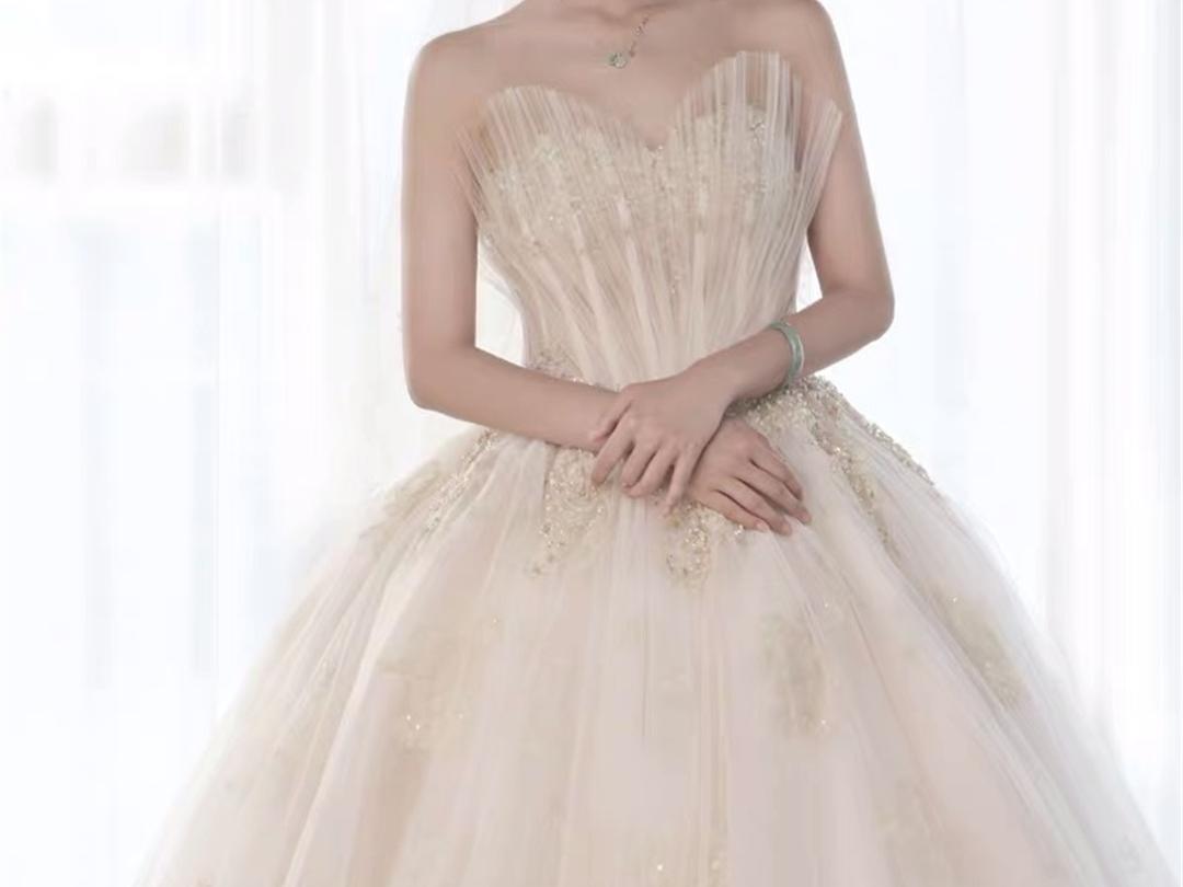 梦幻公主婚纱 礼服 出门纱三件套+跟妆