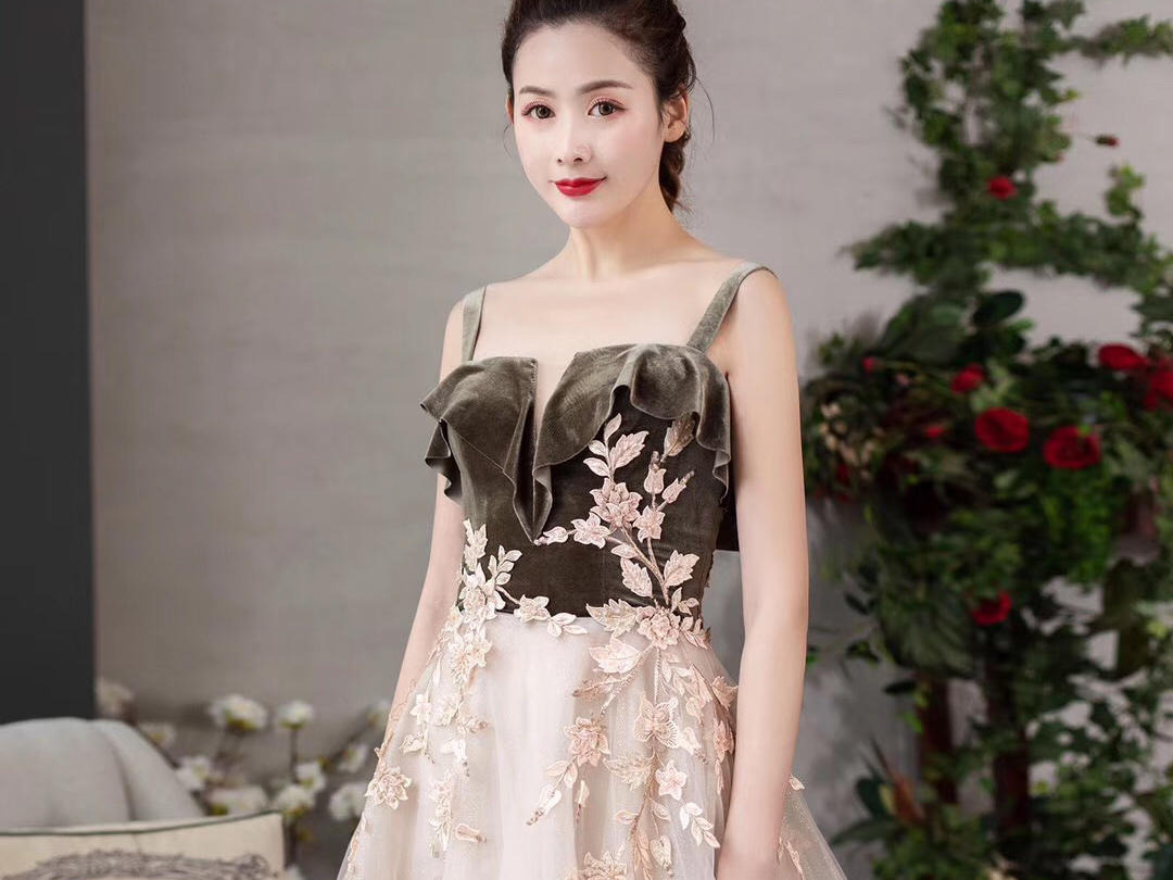 【超值租赁】4件套租赁 珍品系列婚纱