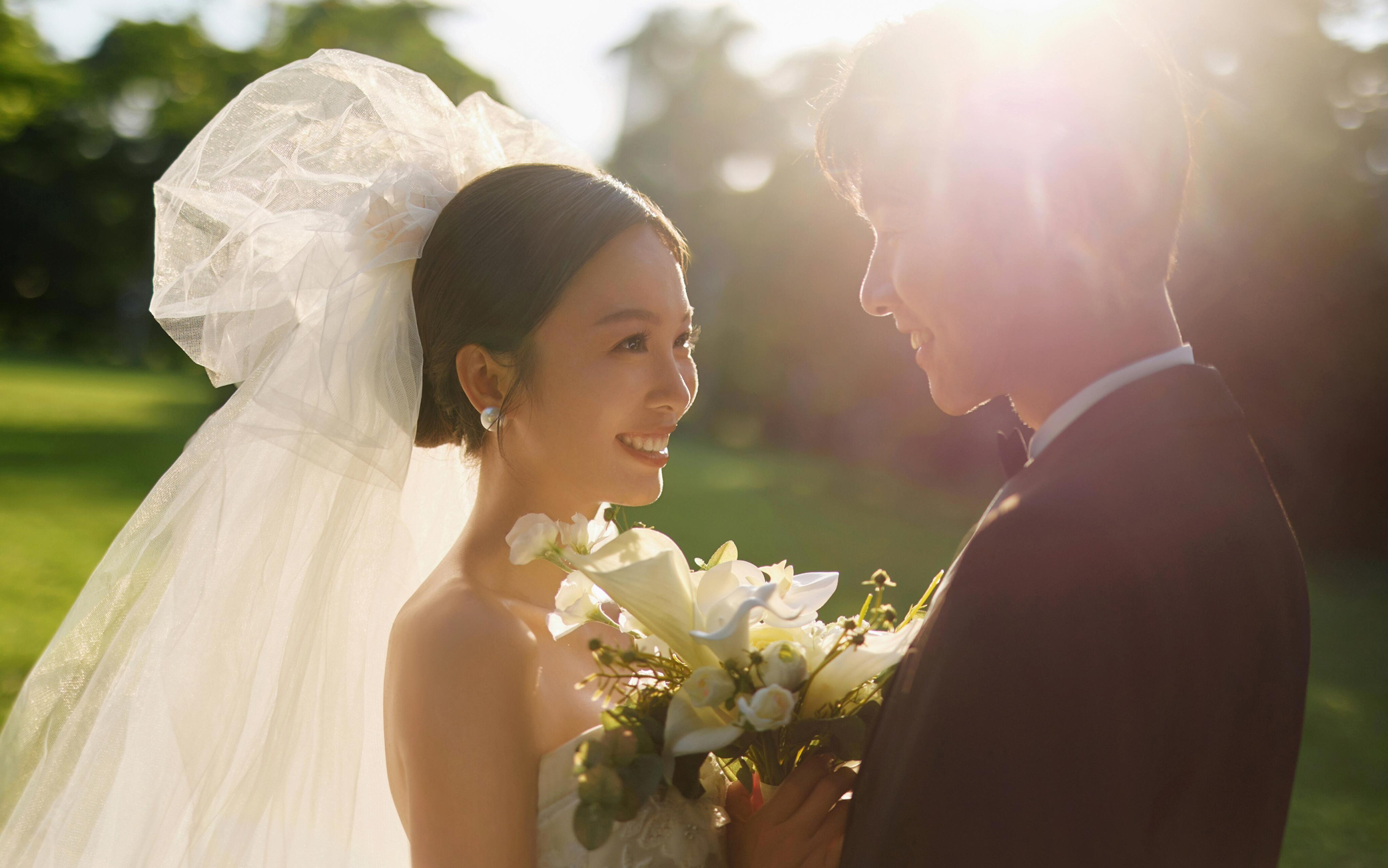 草坪系列客片欣赏！00后婚纱照必拍系列