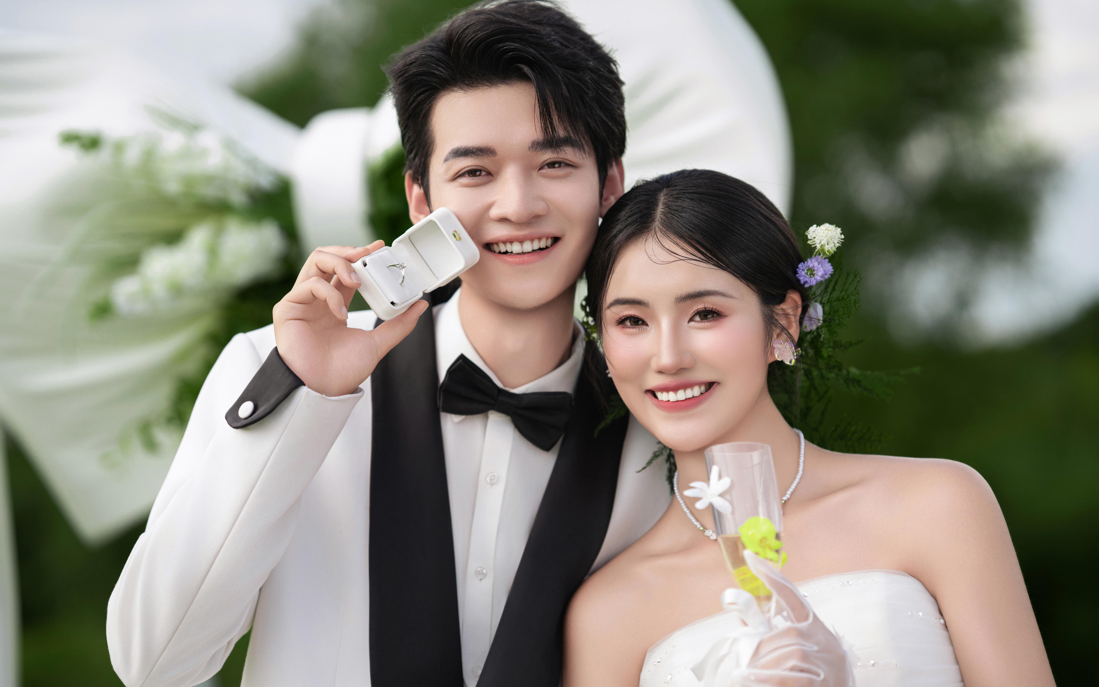 愛了愛了??蝴蝶結(jié)婚紗照，氛圍感直接拉滿