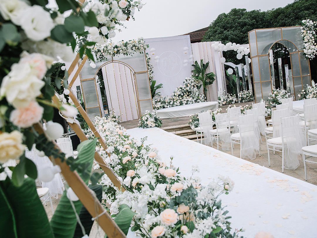 【春季特惠】户外小清新婚礼 包音响 送草坪地毯