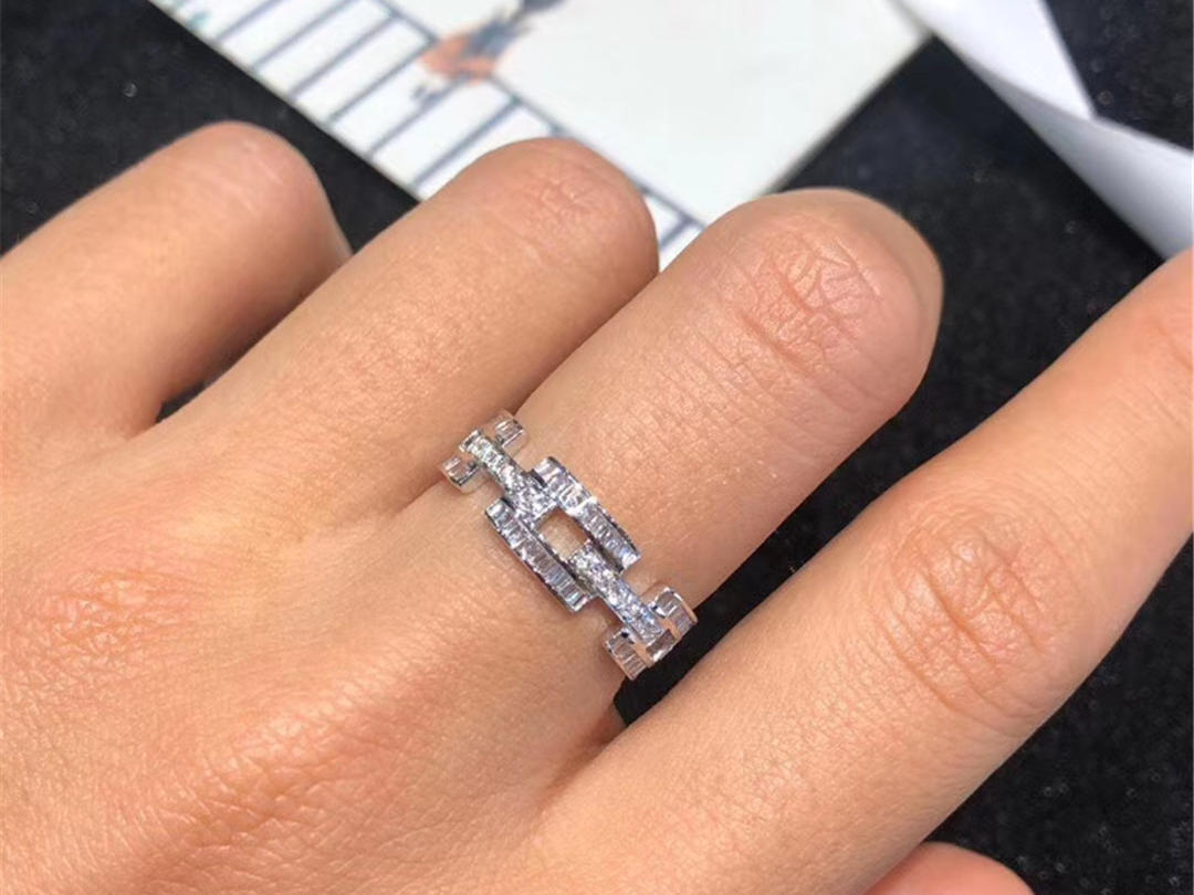 南昌关于爱-T方满钻86分18K金情侣对戒