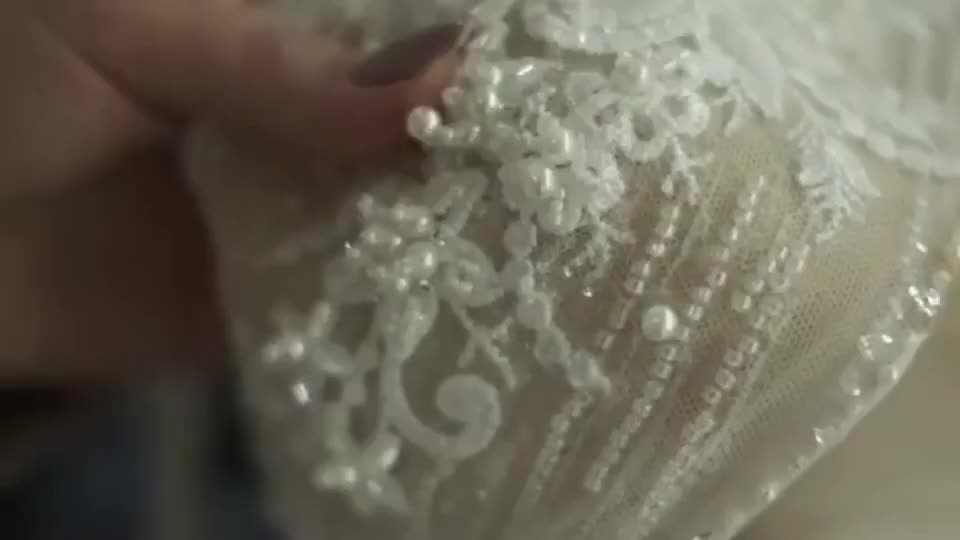 高端奢华|精选高定品牌婚纱+精品四件套+全程跟妆