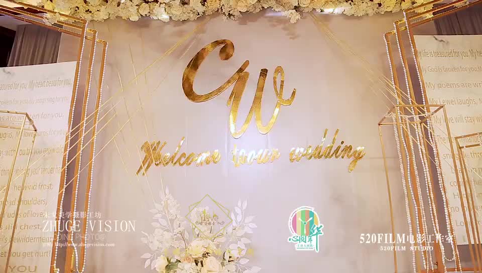 【送云南6天5晚豪华游】主持，摄像，化妆师包套