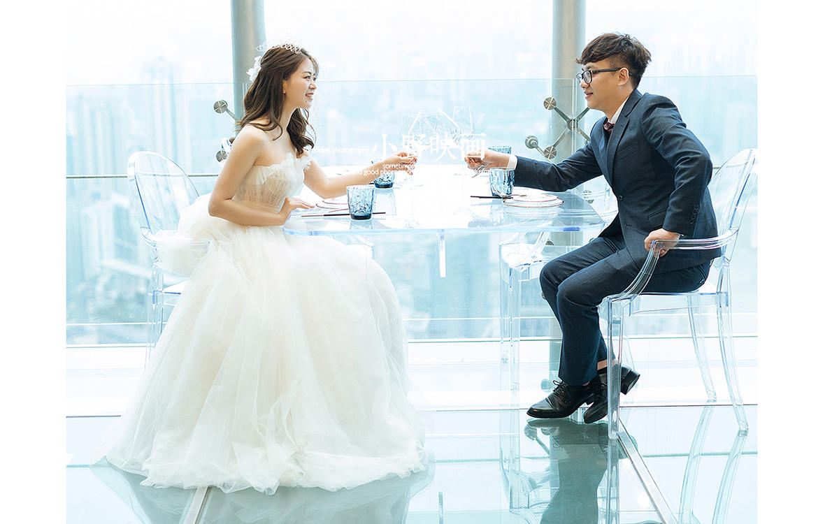 Bridal Queen·胸衣仙儿素纱齐地