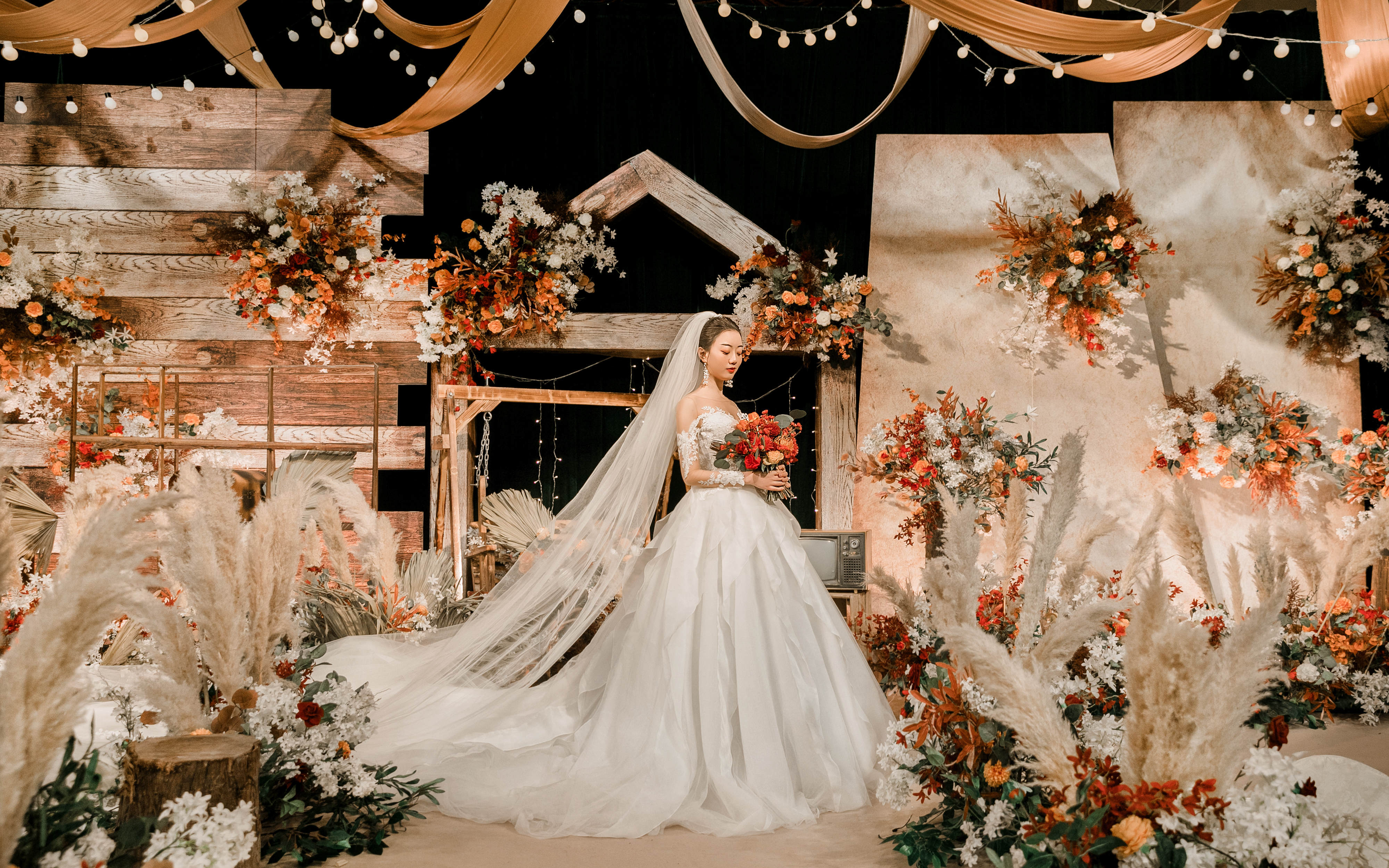 橙黄-巴渝厅二-16800（场布）