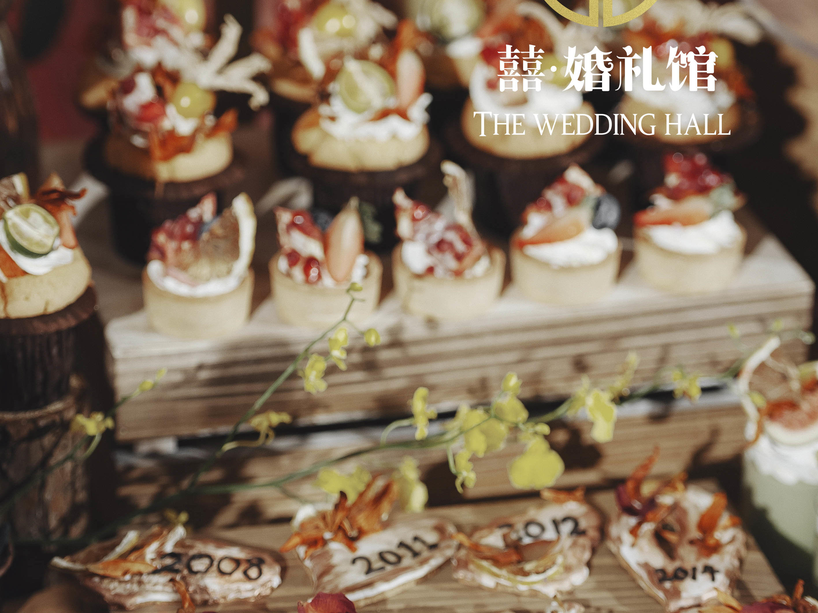 Enjoy-含主持人+化妆师+超高性价比精致婚礼