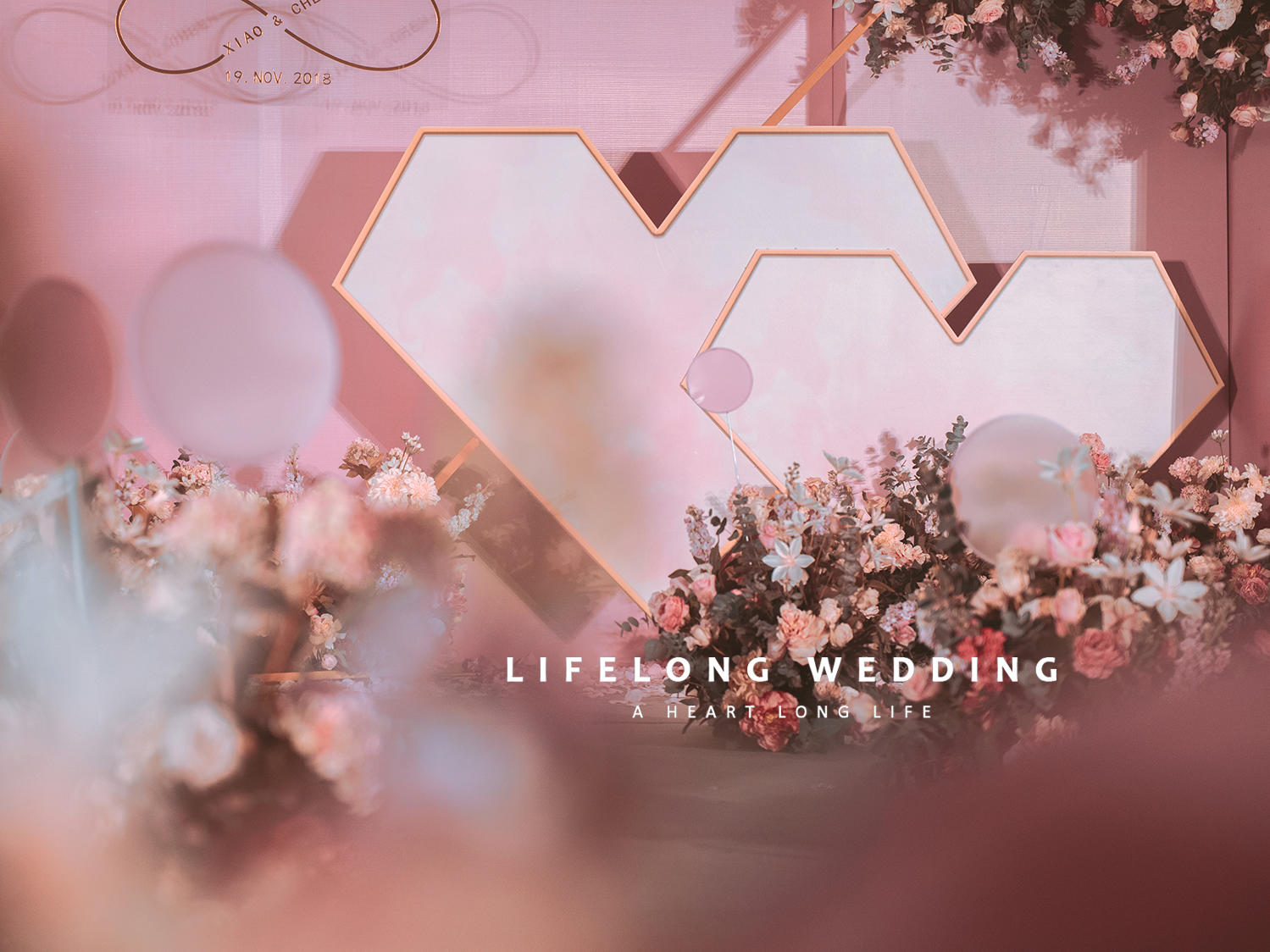 简约轻奢，时尚创意婚礼，花艺设计效果满分。