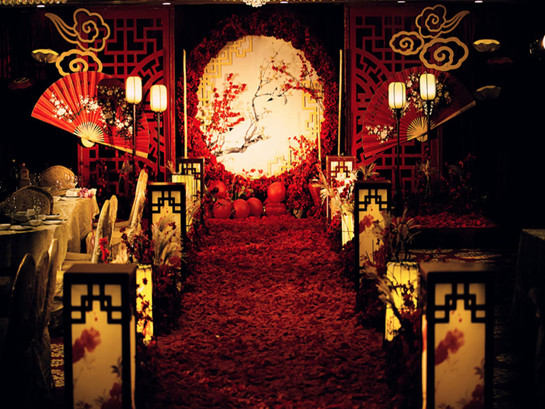 小场地精致红金新中式主题婚礼