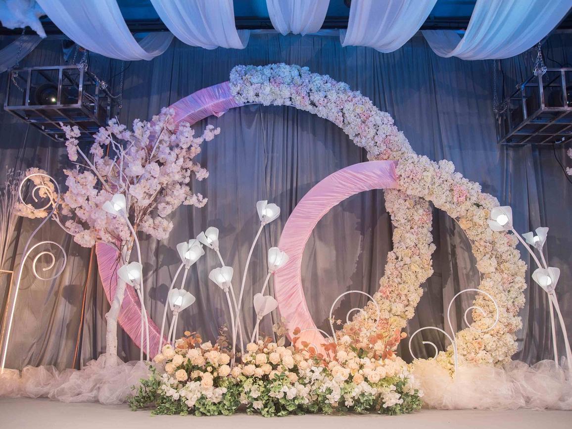 喜派婚礼简约清新大气豪华3d全息网红套餐