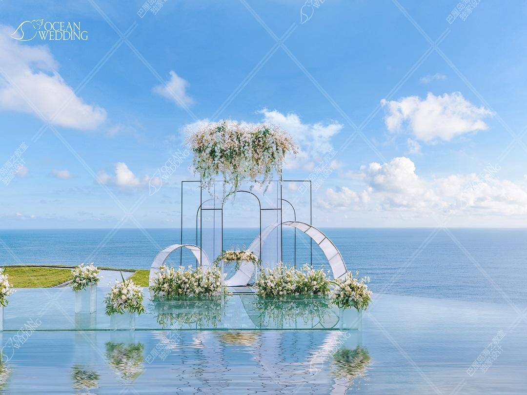 巴厘岛 — 天空之境水台婚礼