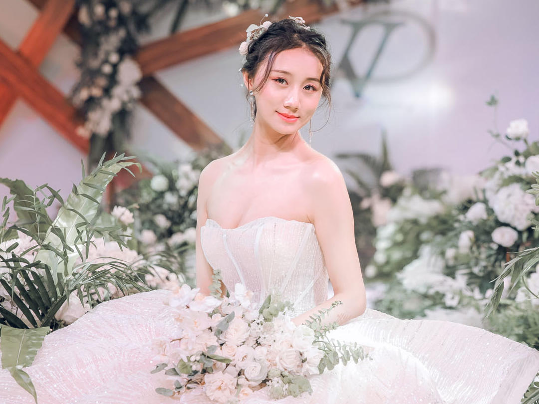 推荐【女神必选】蘭梦造型 全天跟妆 送妈妈妆礼服