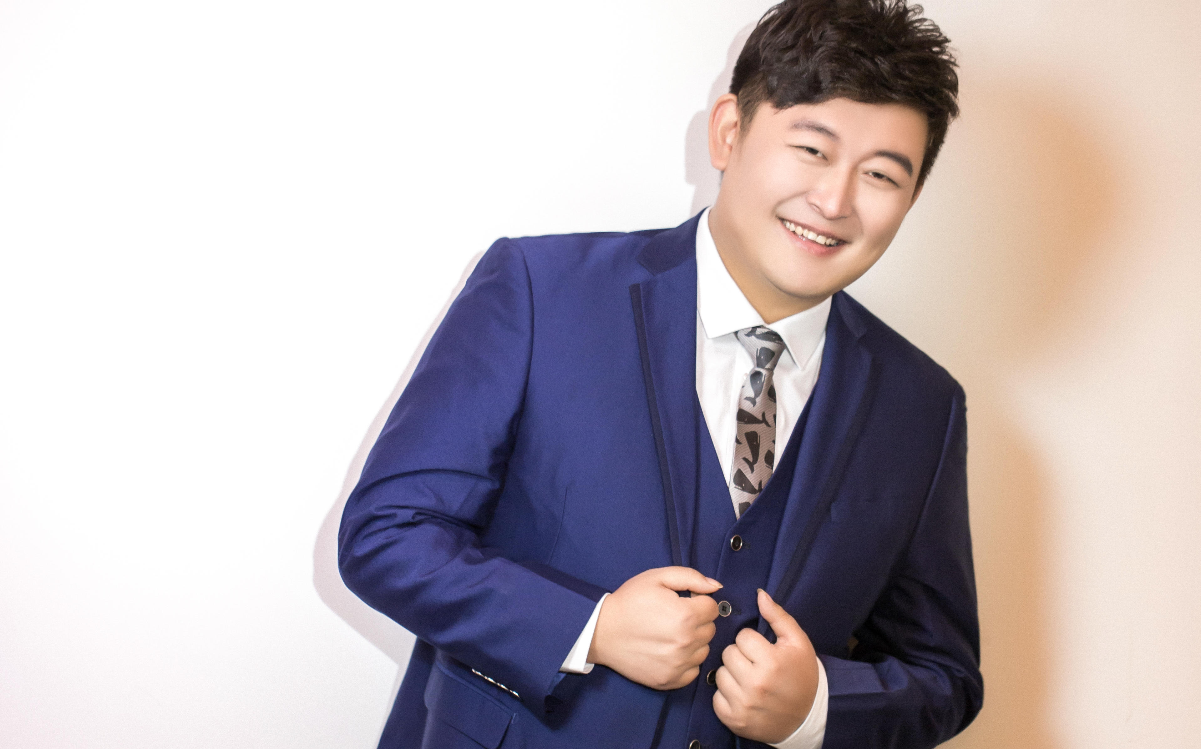 许都（用简单与真诚面对所有故事）