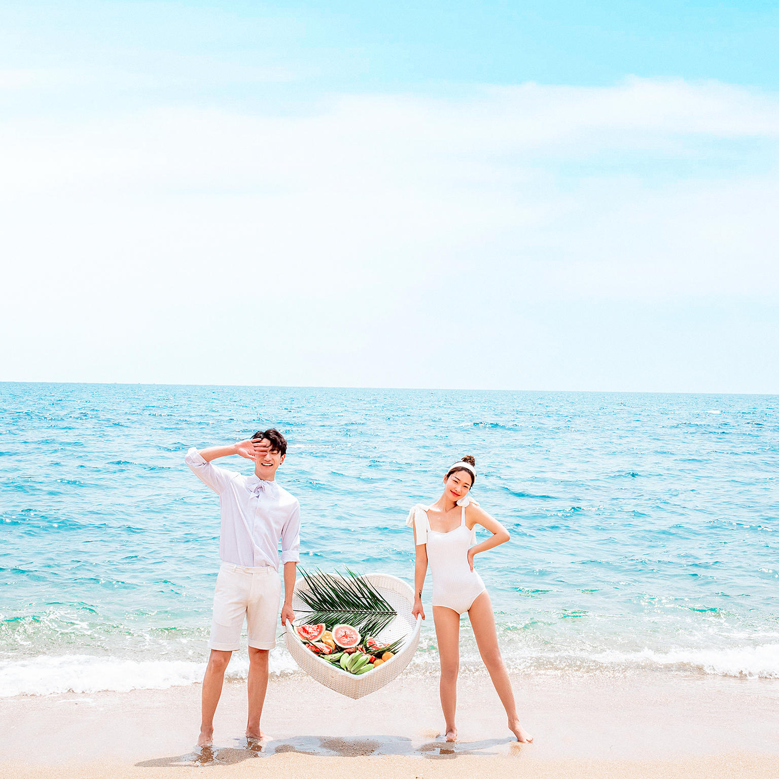 天涯海角16套服裝2天拍攝+游艇+直升機(jī)+微電影